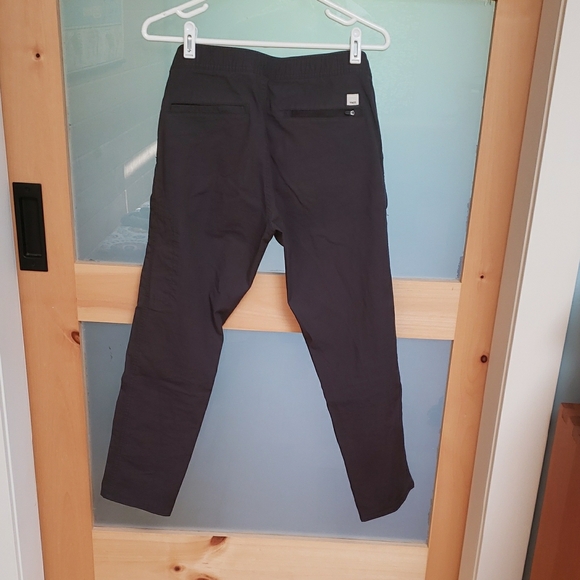 Vuori Gray Cargo Pants with Tapered Fit - Picture 2 of 5